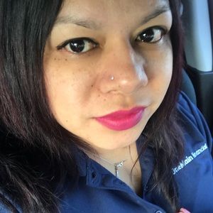 Meet your Posher, Andrea